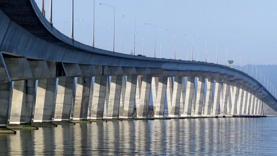 The Dumbarton bridge as a metaphor for Futures Planning. At least until we think of a better picture to put here.