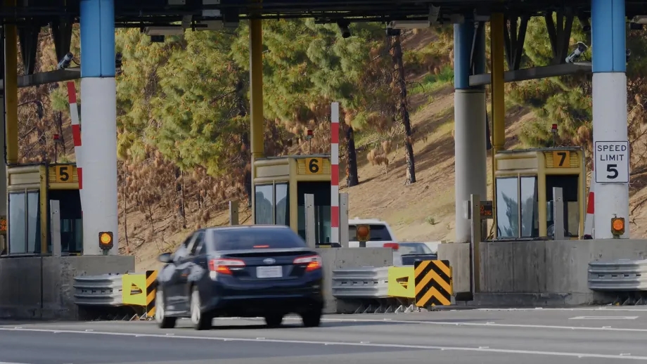 Toll plaza at the Carquinez Bridge.